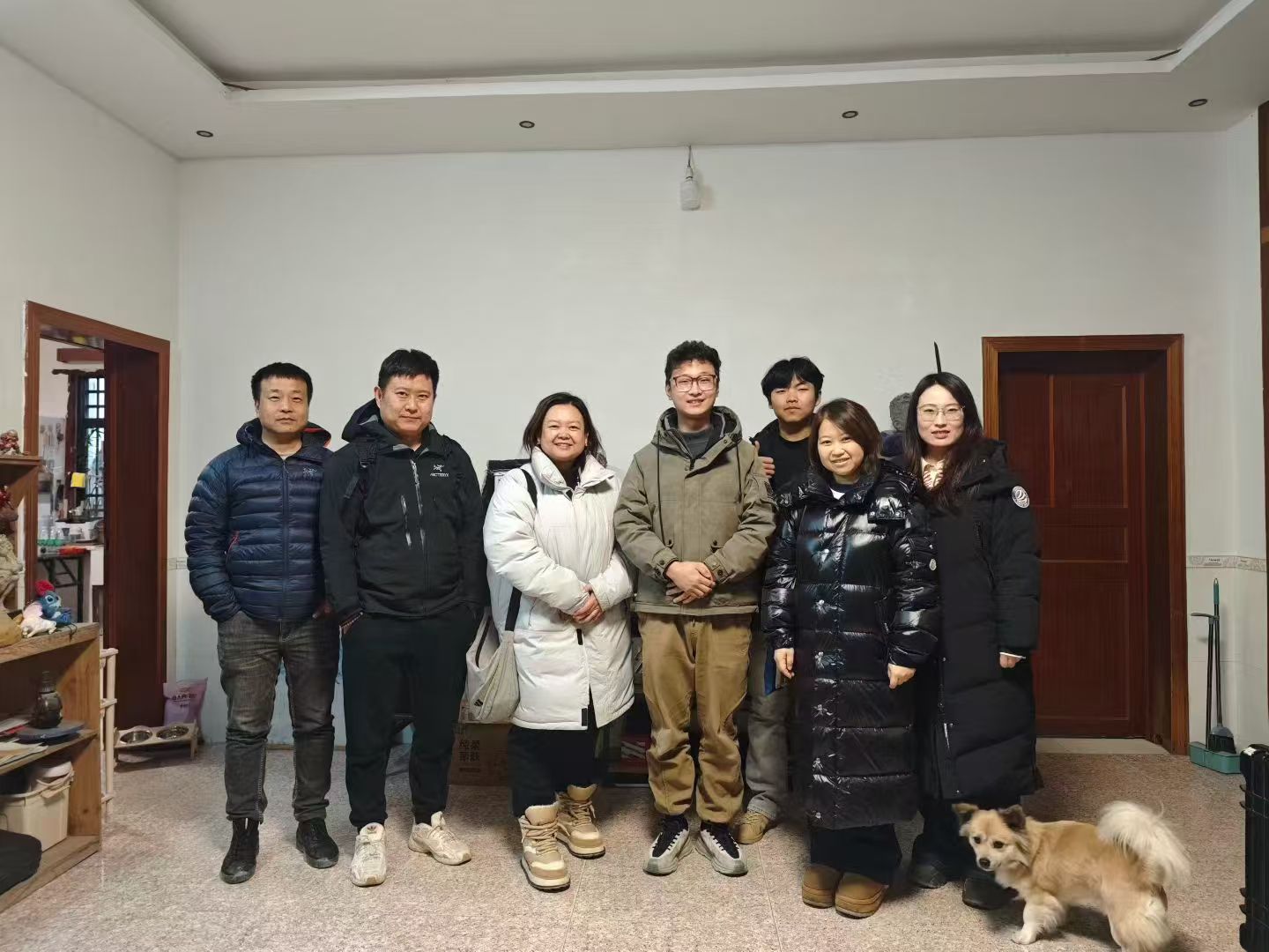 参与内蒙古电视台采访合影